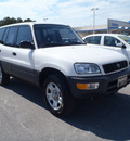 toyota rav4 1998 white suv gasoline 4 cylinders front wheel drive 5 speed manual 28557