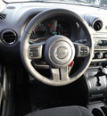 jeep patriot 2011 silver suv latitude gasoline 4 cylinders 2 wheel drive automatic 60915