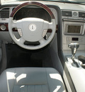 lincoln navigator 2006 tan suv luxury gasoline 8 cylinders rear wheel drive automatic 76108