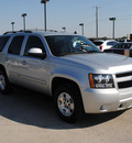 chevrolet tahoe 2011 silver suv flex fuel 8 cylinders 2 wheel drive automatic 76087