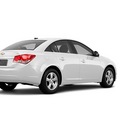 chevrolet cruze 2011 white sedan 2lt gasoline 4 cylinders front wheel drive 6 speed automatic 55391
