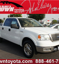 ford f 150 2005 white lariat gasoline 8 cylinders rear wheel drive automatic 91761
