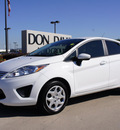 ford fiesta 2011 white sedan se gasoline 4 cylinders front wheel drive automatic 76018