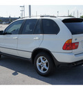 bmw x5 2003 white suv 3 0i gasoline 6 cylinders all whee drive automatic 77388