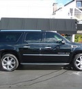 cadillac escalade esv 2009 black suv awd luxary 8 cylinders all whee drive automatic 45005