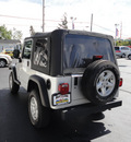 jeep wrangler 2006 silver suv x 4x4 gasoline 6 cylinders 4 wheel drive automatic 45005