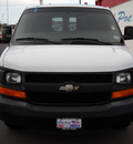 chevrolet express g2500 2006 white van 2500 gasoline 8 cylinders rear wheel drive automatic 79925