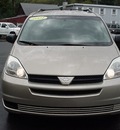 toyota sienna 2004 lt  brown van le 7 passenger awd gasoline 6 cylinders all whee drive automatic 06019