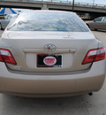 toyota camry 2007 tan sedan le gasoline 4 cylinders front wheel drive automatic 75228