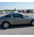 ford mustang 2005 dk  gray coupe v6 deluxe gasoline 6 cylinders rear wheel drive 5 speed manual 77388