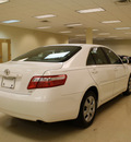 toyota camry 2009 white sedan le gasoline 4 cylinders front wheel drive automatic 27707