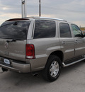 cadillac escalade 2002 gray suv gasoline 8 cylinders all whee drive automatic 76087