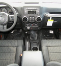 jeep wrangler 2011 orange suv sport gasoline 6 cylinders 4 wheel drive 6 speed manual 81212