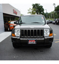 jeep commander 2006 tan suv flex fuel 8 cylinders 4 wheel drive automatic with overdrive 08844
