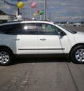 chevrolet traverse 2009 white suv gasoline 6 cylinders all whee drive automatic 13502