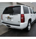 chevrolet tahoe 2008 white suv ltz flex fuel 8 cylinders 4 wheel drive automatic with overdrive 08902