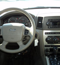 jeep grand cherokee 2007 light graystone suv laredo gasoline 6 cylinders 4 wheel drive automatic 45036