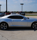 chevrolet camaro 2011 silver coupe gasoline 6 cylinders rear wheel drive automatic 76087