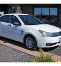 ford focus 2008 white sedan se gasoline 4 cylinders front wheel drive automatic 99352