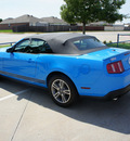 ford mustang 2011 lt  blue v6 gasoline 6 cylinders rear wheel drive automatic 76108