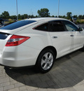 honda accord crosstour 2010 white wagon 4wd gasoline 6 cylinders all whee drive automatic 55448
