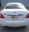 nissan maxima 2011 white sedan gasoline 6 cylinders front wheel drive automatic 46219