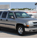 chevrolet suburban 2002 lt  gray suv 1500 ls flex fuel 8 cylinders rear wheel drive automatic with overdrive 77388