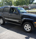 jeep liberty 2006 black suv gasoline 6 cylinders 4 wheel drive automatic 47130