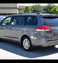 toyota sienna 2011 dk  gray van gasoline 6 cylinders front wheel drive 6 speed automatic 46219