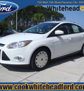 ford focus 2012 white sedan se gasoline 4 cylinders front wheel drive automatic 32401