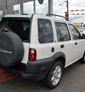land rover freelander 2002 white suv se gasoline 6 cylinders all whee drive automatic 97216