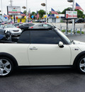 mini cooper 2006 off white s gasoline 4 cylinders front wheel drive 6 speed manual 33021
