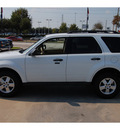 ford escape 2010 white suv xlt flex fuel 6 cylinders front wheel drive 6 speed automatic 77090