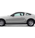 ford mustang 2006 gray coupe leather gasoline 6 cylinders rear wheel drive automatic 47129