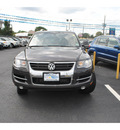 volkswagen touareg 2 2008 dk  gray suv vr6 fsi gasoline 6 cylinders all whee drive automatic 08016