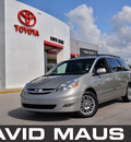 toyota sienna 2008 gold van limited gasoline 6 cylinders front wheel drive automatic 32771