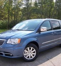 chrysler town and country 2012 lt  blue van touring l flex fuel 6 cylinders front wheel drive not specified 44024