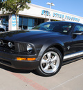 ford mustang 2009 grey coupe gasoline 6 cylinders rear wheel drive automatic 76205