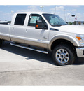 ford f 350 super duty 2012 white lariat biodiesel 8 cylinders 4 wheel drive shiftable automatic 77388