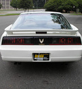 pontiac firebird 1989 white coupe trans am gasoline 6 cylinders rear wheel drive automatic 07054