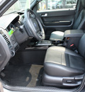 ford escape 2009 gray suv limited gasoline 4 cylinders 4 wheel drive automatic with overdrive 07735