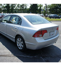 honda civic 2008 alabaster silver sedan lx gasoline 4 cylinders front wheel drive 5 speed automatic 07724