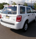 ford escape 2008 white suv xlt gasoline 4 cylinders all whee drive automatic with overdrive 08902