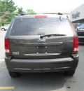jeep grand cherokee 2006 gray suv laredo gasoline 6 cylinders 4 wheel drive automatic with overdrive 08844