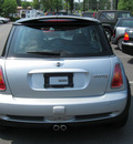 mini cooper 2002 silver hatchback s gasoline 4 cylinders front wheel drive 6 speed manual 08844