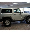 jeep wrangler 2011 silver suv rubicon gasoline 6 cylinders 4 wheel drive 6 speed manual 08844