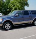 ford f 150 2005 blue pickup truck crew cab lariat 4x4 8 cylinders 4 wheel drive automatic with overdrive 56001