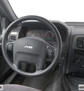 jeep grand cherokee 2003 suv laredo gasoline 6 cylinders rear wheel drive automatic 99301