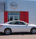 nissan maxima 2011 silver sedan 3 5 sv gasoline 6 cylinders front wheel drive automatic 99301
