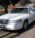 lincoln town car 1999 white sedan signature gasoline v8 rear wheel drive automatic with overdrive 80110